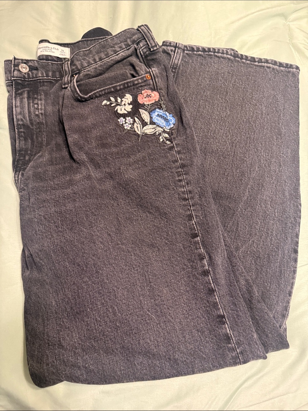 Abercrombie & Fitch Black Straight-Leg Jeans with Floral Embroidery